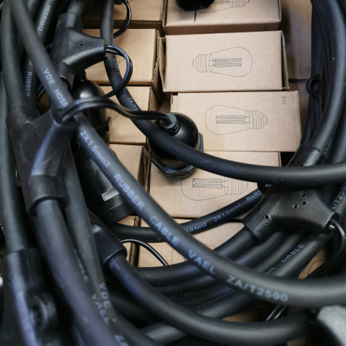 Guirnalda de casquillos E27 con caidas topluz